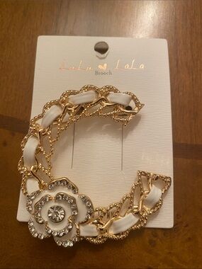 Gold & White Floral Chain Brooch